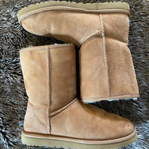Classic Short Boot UGG